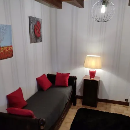 بيت للعطل La A Ble Dordogne Vanxains